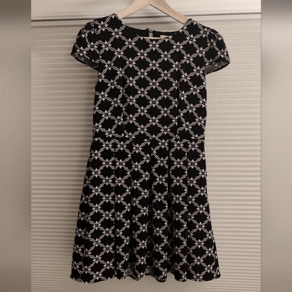 Black and white dress